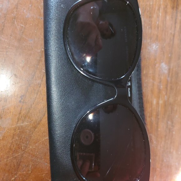 Coach sunglasses - Picture 1 of 5